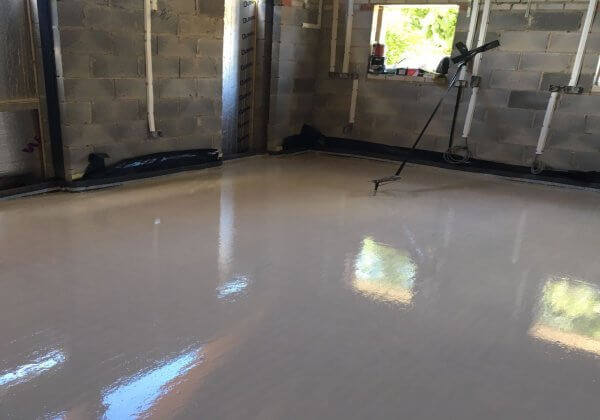 Liquid floor screeding for underfloor heating Manchester