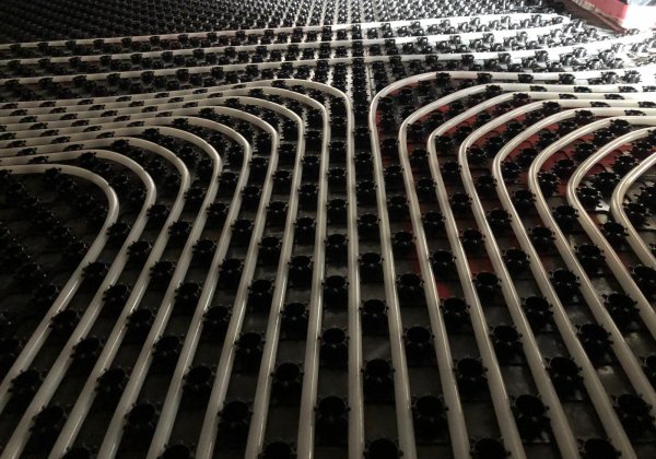 Gyvlon | Liquid Floor Anhydrite Screeds | Gypsol | Water Underfloor Heating Birmingham | Cemfloor | Flowing Thermio Screeds |