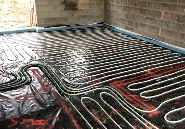 Liquid Floor Anhydrite Screeds | Gyvlon | Gypsol | Water Underfloor Heating Birmingham | Cemfloor | Flowing Thermio Screeds |
