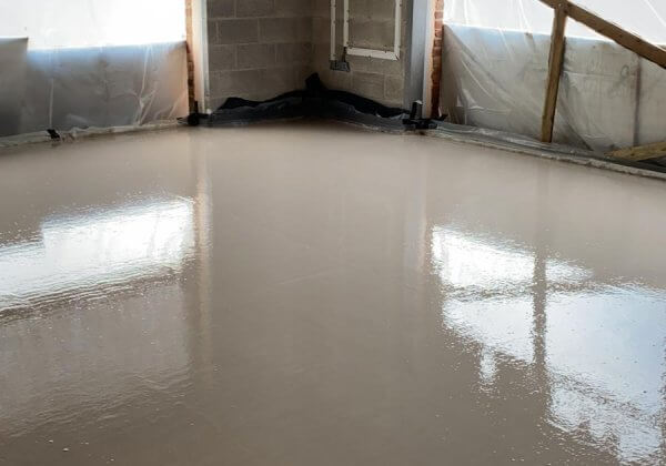 gyvlon screed drying and curing over underfloor heating pipes