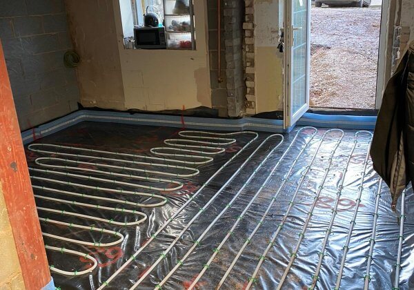 Gypsol | Water Underfloor Heating Manchester | Liquid Floor Anhydrite Screeds | Cemfloor | Flowing Thermio Screeds |