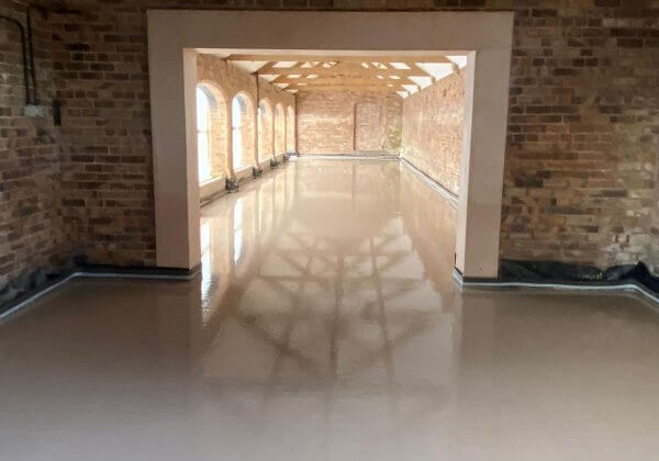 Liquid Screed drying in a Shropshire barn conversion